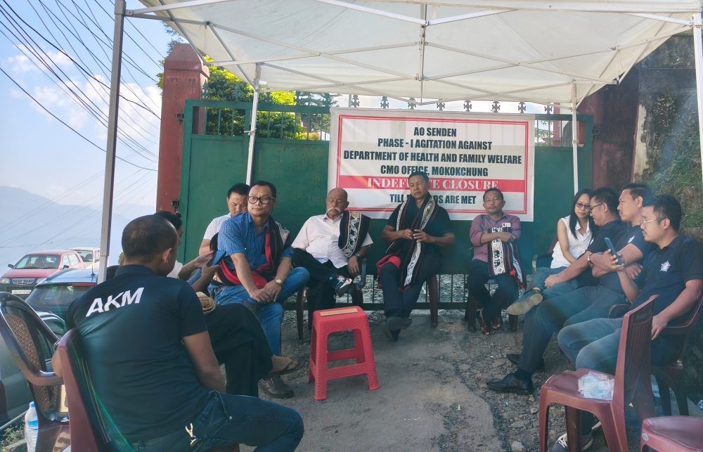 Members of Ao Senden, ALT and AKM during the indefinite closure of the CMO office in Mokokchung on October 21. (Morung Photo)